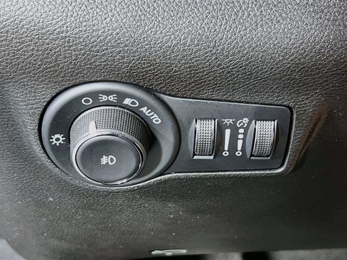 Used 2022 Jeep Compass Limited AWD/4WD image 10