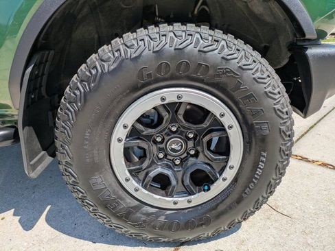 Certified 2023 Ford Bronco Base w/ Sasquatch Package image 10