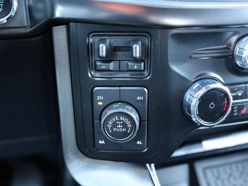 Certified 2023 Ford F150 Platinum w/ Equipment Group 701A High image 30