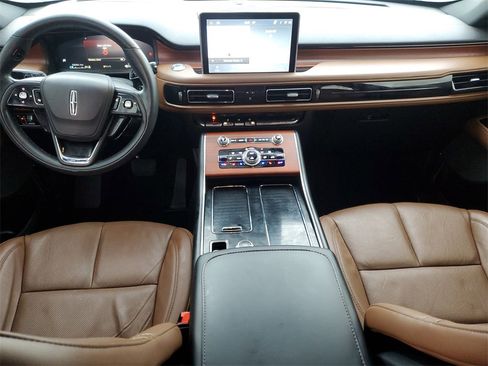Certified 2023 Lincoln Aviator Reserve w/ Equipment Group 201A image 14