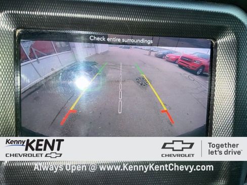 Used 2018 Jeep Wrangler Unlimited Sport S image 2