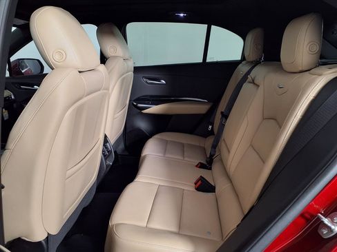 Certified 2024 Cadillac XT4 Luxury w/ Cold Weather Package image 13