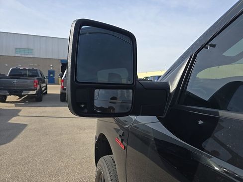 Used 2024 RAM 2500 Laramie w/ Night Edition image 6