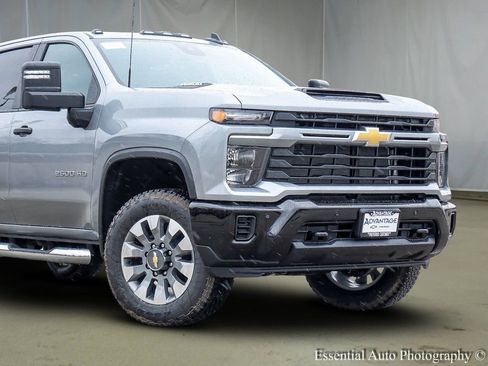 New 2026 Chevrolet Silverado 2500 Custom w/ Custom Value Package image 3