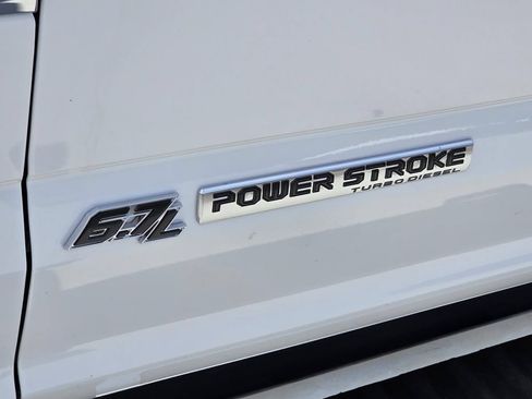 Used 2022 Ford F250 Lariat w/ Lariat Ultimate Package AWD/4WD image 38
