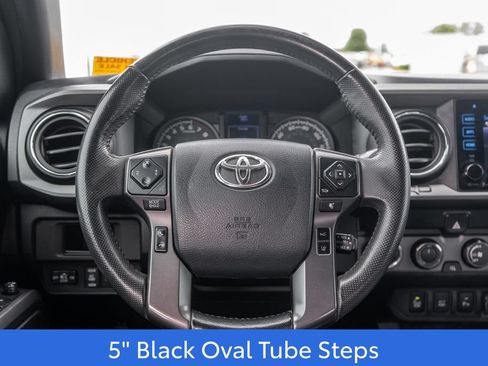 Used 2019 Toyota Tacoma TRD Sport w/ Technology Package AWD/4WD image 14