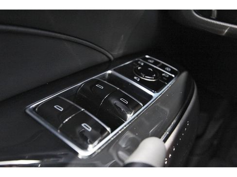 Certified 2024 Cadillac Lyriq Luxury w/ LPO, Floor Liner Package AWD/4WD image 20