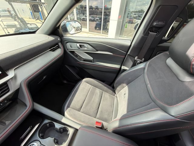 Used 2025 Ford Explorer ST w/ Sun And Sound Package AWD/4WD image 24