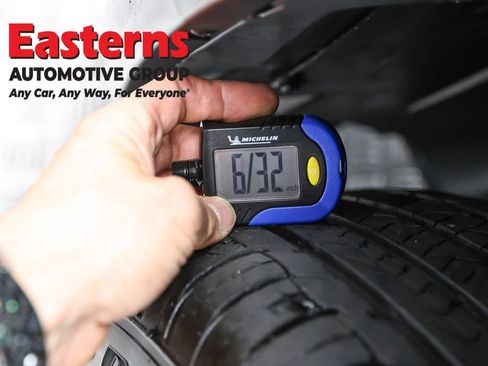 Used 2023 Jeep Renegade Limited AWD/4WD image 28