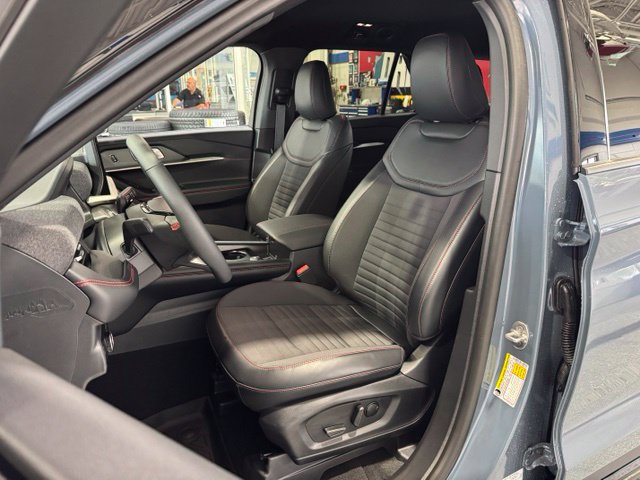 Used 2026 Ford Explorer ST-Line AWD/4WD image 24