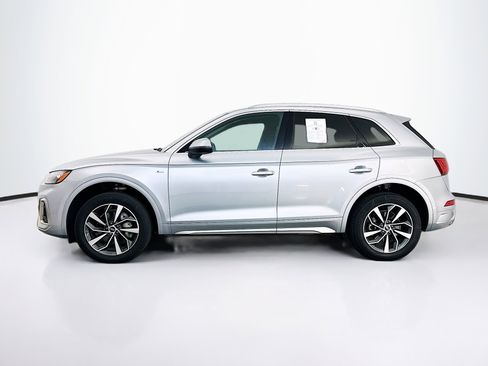 Used 2023 Audi Q5 2.0T Premium w/ Convenience Package AWD/4WD image 4