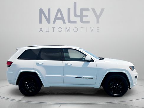 Used 2020 Jeep Grand Cherokee Altitude RWD image 6