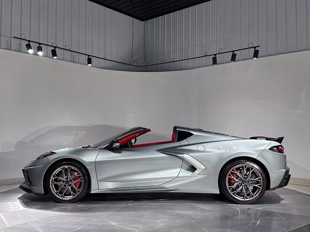 Used 2024 Chevrolet Corvette Stingray Premium Cpe w/ Z51 Performance Package RWD image 10