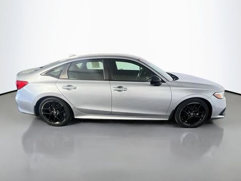 Used 2022 Honda Civic Sport image 9