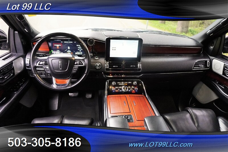 Used 2020 Lincoln Navigator Reserve w/ Luxury Package AWD/4WD image 2