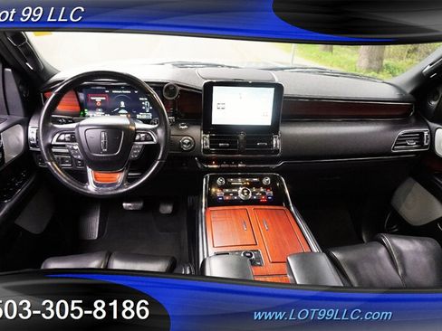Used 2020 Lincoln Navigator Reserve w/ Luxury Package AWD/4WD image 2