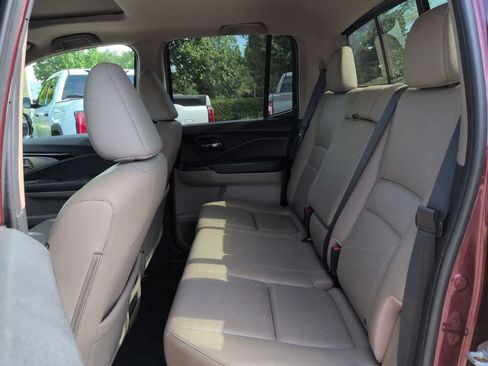 Used 2017 Honda Ridgeline RTL-E image 13