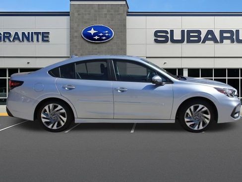 Used 2025 Subaru Legacy Limited AWD/4WD image 12