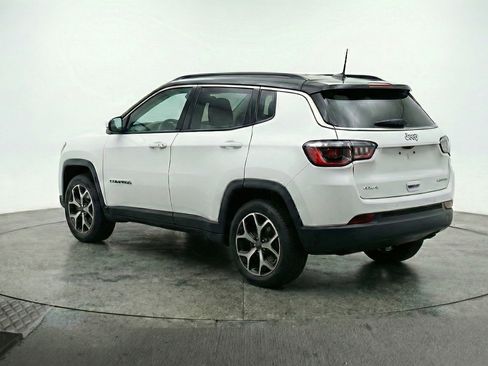 Used 2025 Jeep Compass Limited AWD/4WD image 6