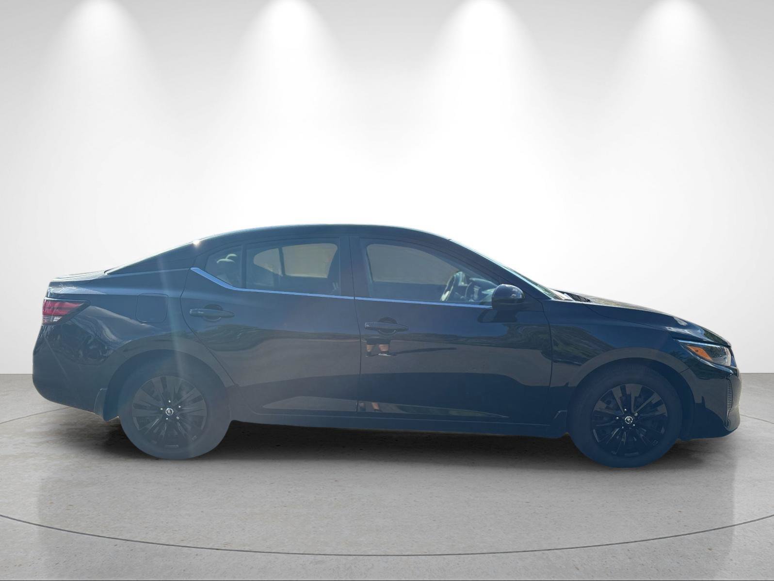 Used 2025 Nissan Sentra S FWD image 6