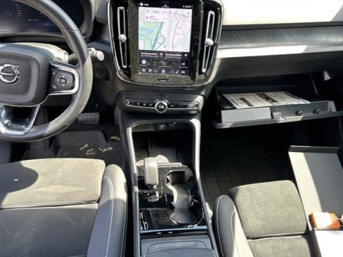 Used 2023 Volvo C40 P8 Recharge Plus w/ Climate Package AWD/4WD image 10