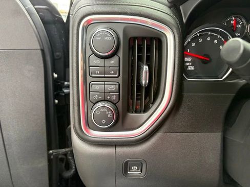 Used 2020 Chevrolet Silverado 1500 RST image 32