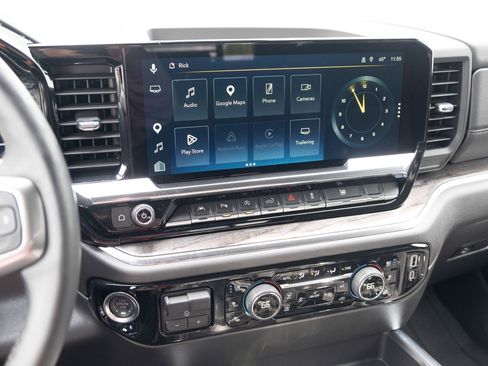Used 2025 Chevrolet Silverado 1500 LTZ w/ LTZ Convenience Package II AWD/4WD image 3