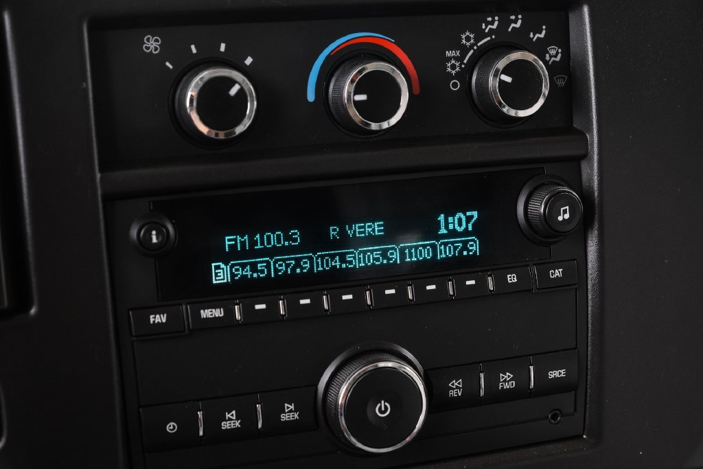 Used 2021 Chevrolet Express 3500 w/ Power Convenience Package RWD image 20