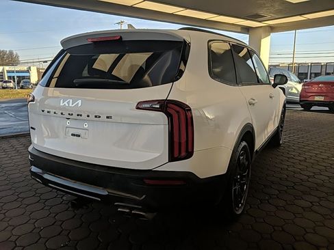 Used 2022 Kia Telluride SX w/ SX Prestige Package image 5