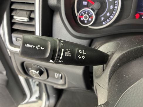 Certified 2025 RAM 2500 Big Horn AWD/4WD image 23