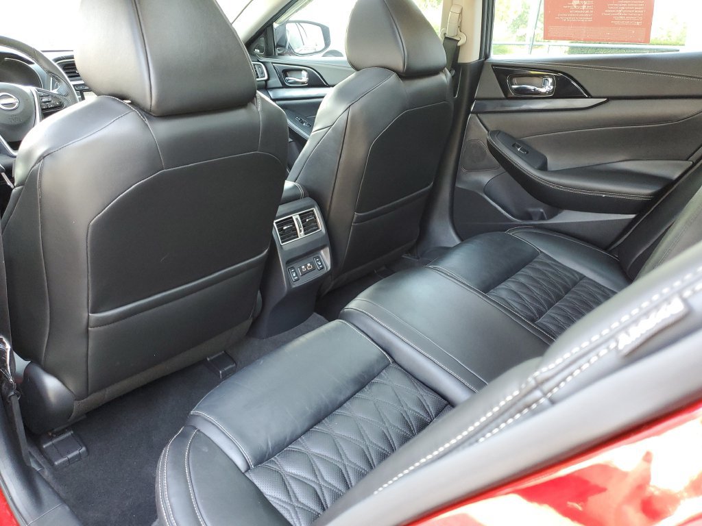 Certified 2023 Nissan Maxima Platinum w/ Sport Mat Group FWD image 15