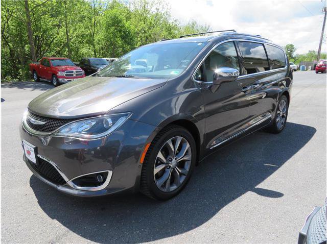 Used 2019 Chrysler Pacifica Limited FWD image 35