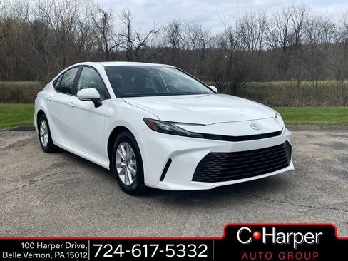 Used 2025 Toyota Camry LE FWD image 1