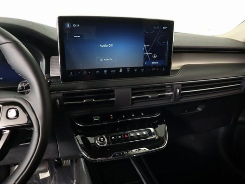 New 2026 Lincoln Corsair Premiere FWD image 5