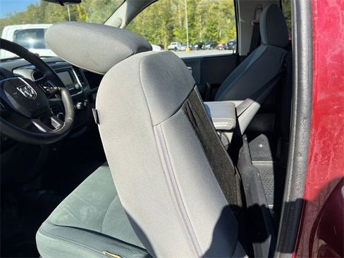 Used 2016 RAM 1500 Express image 16