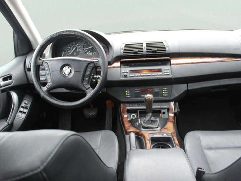 Used 2006 BMW X5 3.0i image 8