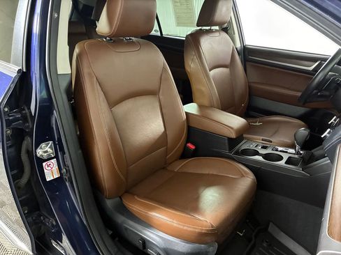 Used 2018 Subaru Outback 3.6R Touring w/ Popular Package #3 image 27