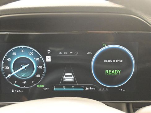 New 2026 Hyundai Elantra Sport image 11