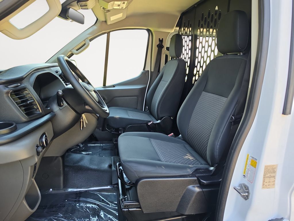 Used 2025 Ford Transit 250 Low Roof w/ Exterior Upgrade Package RWD image 9