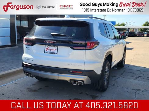 New 2027 GMC Acadia Elevation FWD image 4