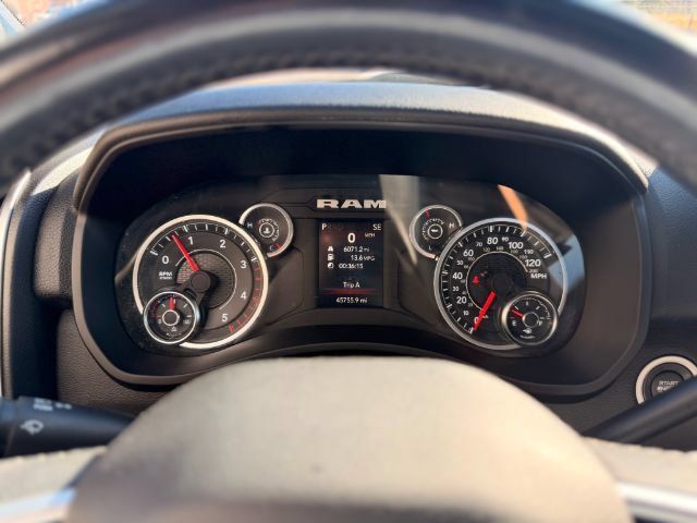 Used 2024 RAM 3500 Big Horn AWD/4WD image 30