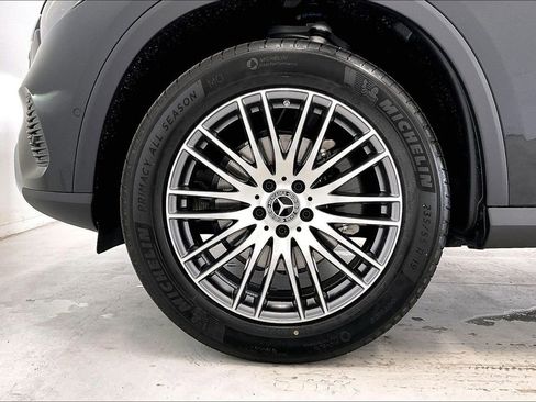 New 2026 Mercedes-Benz GLC 300 4MATIC image 11