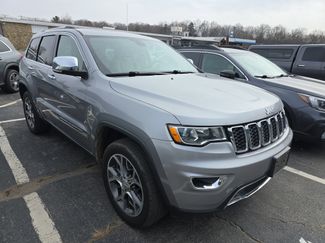 Used 2021 Jeep Grand Cherokee Limited w/ Trailer Tow Group IV video 1