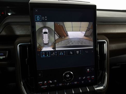 Used 2026 GMC Yukon XL Denali Ultimate AWD/4WD image 31