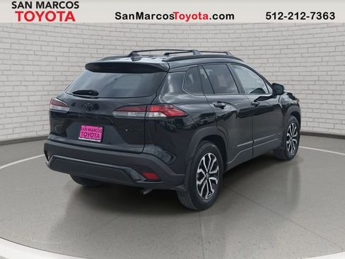 Used 2026 Toyota Corolla Cross SE image 5
