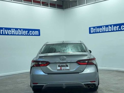 Used 2024 Toyota Camry SE image 8
