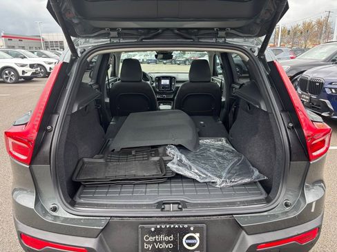Certified 2026 Volvo XC40 B5 Core w/ Climate Package AWD/4WD image 25