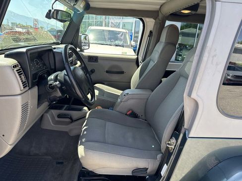 Used 2003 Jeep Wrangler Sahara AWD/4WD image 12