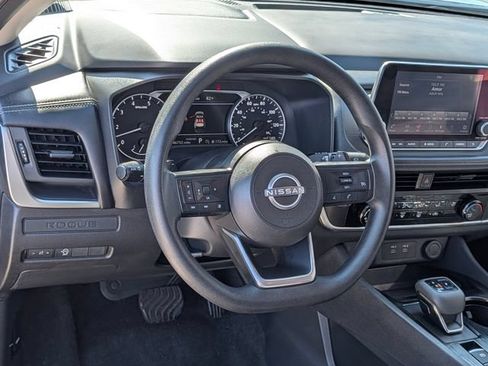 Used 2024 Nissan Rogue S FWD image 16