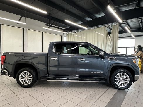 Certified 2021 GMC Sierra 1500 SLT w/ SLT Premium Package AWD/4WD image 3